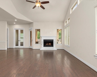 23034 Creek Park Drive - Photo Thumbnail 14