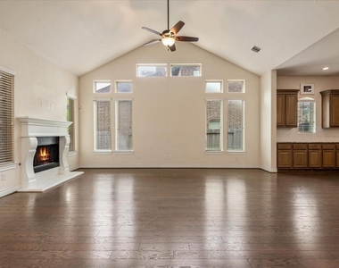 23034 Creek Park Drive - Photo Thumbnail 16