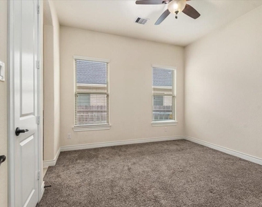 23034 Creek Park Drive - Photo Thumbnail 34