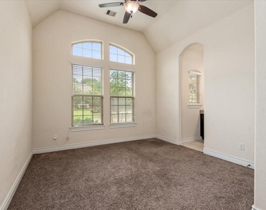 23034 Creek Park Drive - Photo Thumbnail 30