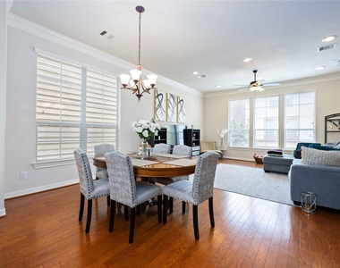 3214 Clearview Circle - Photo Thumbnail 5
