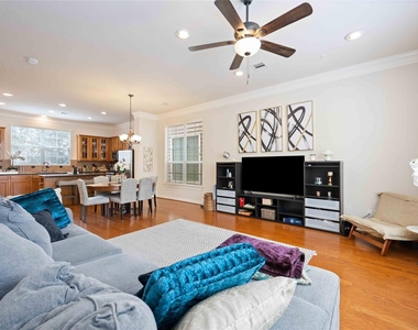 3214 Clearview Circle - Photo Thumbnail 9