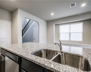 24851 Lorenzo Glaze Trail - Photo Thumbnail 8