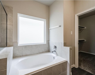 24851 Lorenzo Glaze Trail - Photo Thumbnail 17