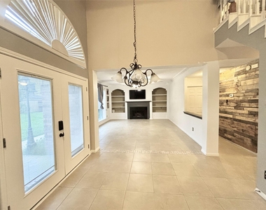 20007 Wood Walk Lane - Photo Thumbnail 4
