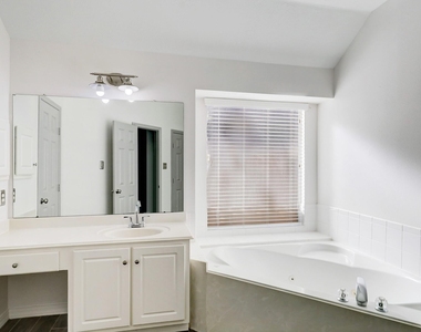17407 Winfield Square - Photo Thumbnail 19