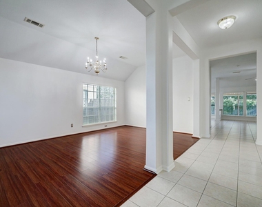 17407 Winfield Square - Photo Thumbnail 2