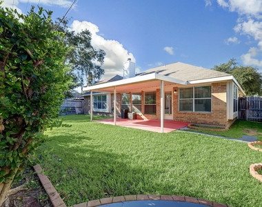 17407 Winfield Square - Photo Thumbnail 25
