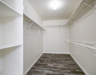 17407 Winfield Square - Photo Thumbnail 20
