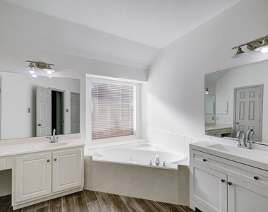 17407 Winfield Square - Photo Thumbnail 18
