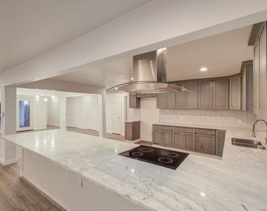 523 Brandon Road - Photo Thumbnail 6