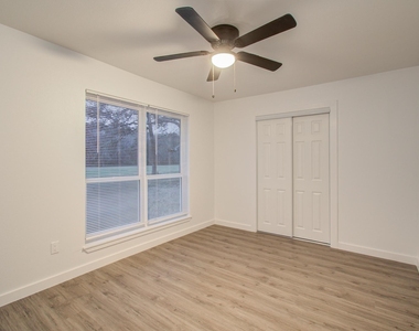523 Brandon Road - Photo Thumbnail 21