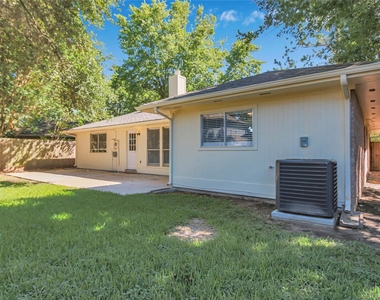 8235 Alabaster Drive - Photo Thumbnail 42