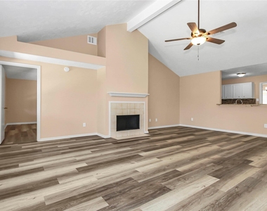 8235 Alabaster Drive - Photo Thumbnail 22