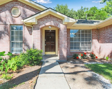 8235 Alabaster Drive - Photo Thumbnail 2