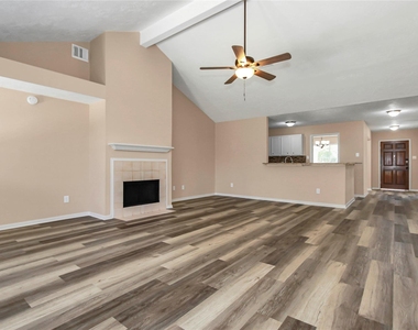 8235 Alabaster Drive - Photo Thumbnail 23