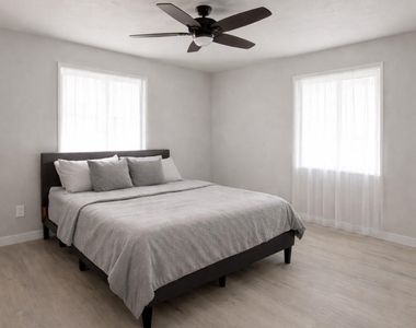 801 Trinity Street - Photo Thumbnail 2