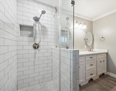 6215 Cheena Drive - Photo Thumbnail 15