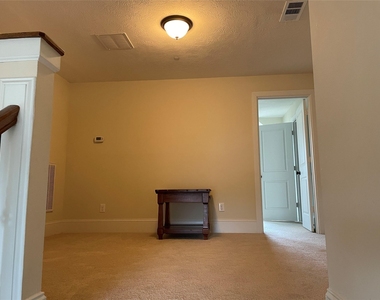 5105 Maple Street - Photo Thumbnail 35