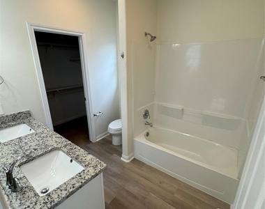 17706 Cedar Crest Drive - Photo Thumbnail 14