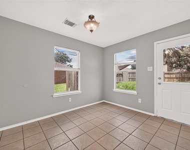 19451 Nasworthy Drive - Photo Thumbnail 17