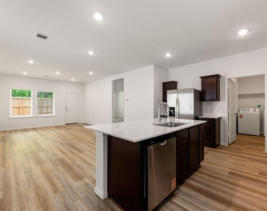 16718 Paintbrush Hollow Lane - Photo Thumbnail 5