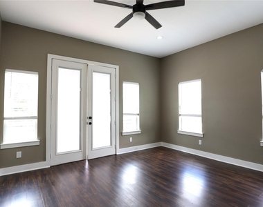 4422 Phlox Street - Photo Thumbnail 24