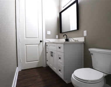 4422 Phlox Street - Photo Thumbnail 18