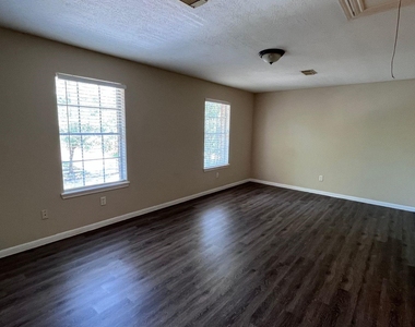 12827 Fox Arrow Lane - Photo Thumbnail 12