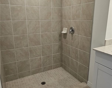 20190 Caroline Creek Place - Photo Thumbnail 11