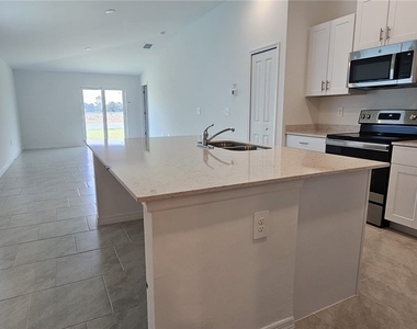 20190 Caroline Creek Place - Photo Thumbnail 5