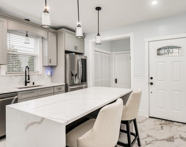 815 Central - Photo Thumbnail 6