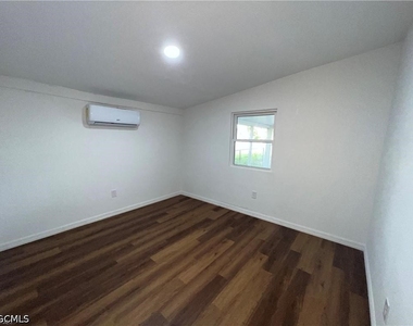 1270 Allen Street - Photo Thumbnail 7