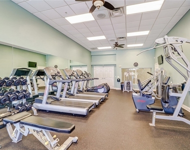 14214 Manchester Drive - Photo Thumbnail 5