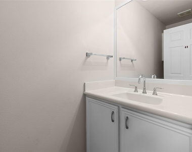 106 Lazy Springs Drive - Photo Thumbnail 24