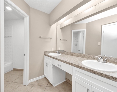 6603 Brookgate Drive - Photo Thumbnail 11