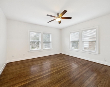 1937 W Mckinney Street - Photo Thumbnail 8