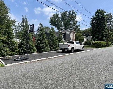 211 Paterson - Photo Thumbnail 34