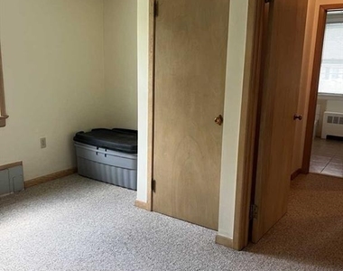 211 Paterson - Photo Thumbnail 15