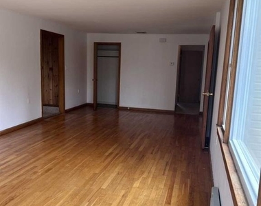 211 Paterson - Photo Thumbnail 8