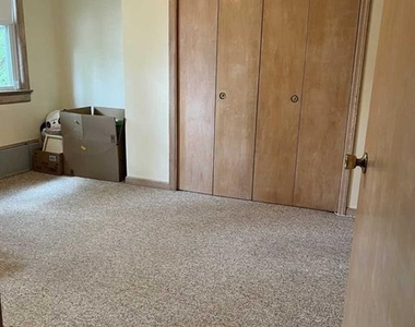 211 Paterson - Photo Thumbnail 14