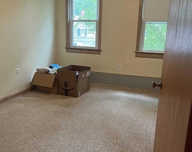 211 Paterson - Photo Thumbnail 13