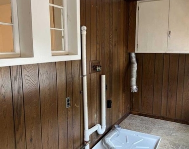 211 Paterson - Photo Thumbnail 26