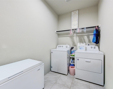 29623 Stanley Canyon Lane - Photo Thumbnail 37
