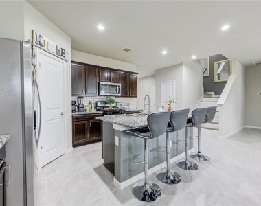 29623 Stanley Canyon Lane - Photo Thumbnail 8