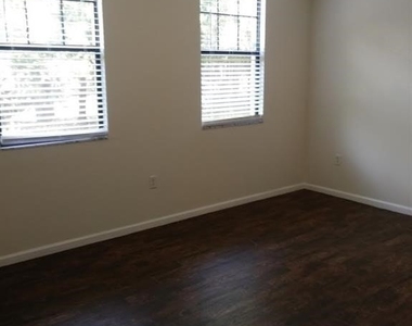 12955 Positano Circle - Photo Thumbnail 14