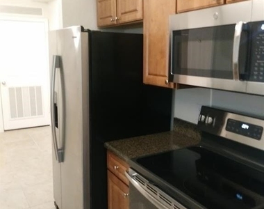 12955 Positano Circle - Photo Thumbnail 19