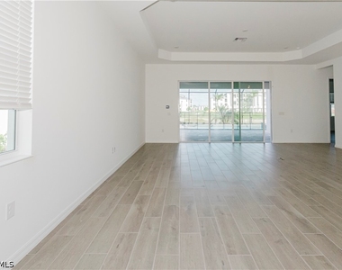 5444 Fancourt Links Way - Photo Thumbnail 12