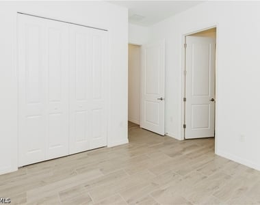 5444 Fancourt Links Way - Photo Thumbnail 10