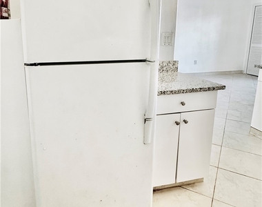 826 Wiggins Pass Road - Photo Thumbnail 9